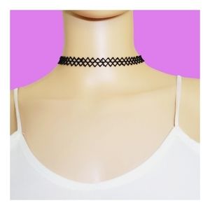 》❤️ NEW Black fabric V Patterned Choker Silver Clasp Vintage style